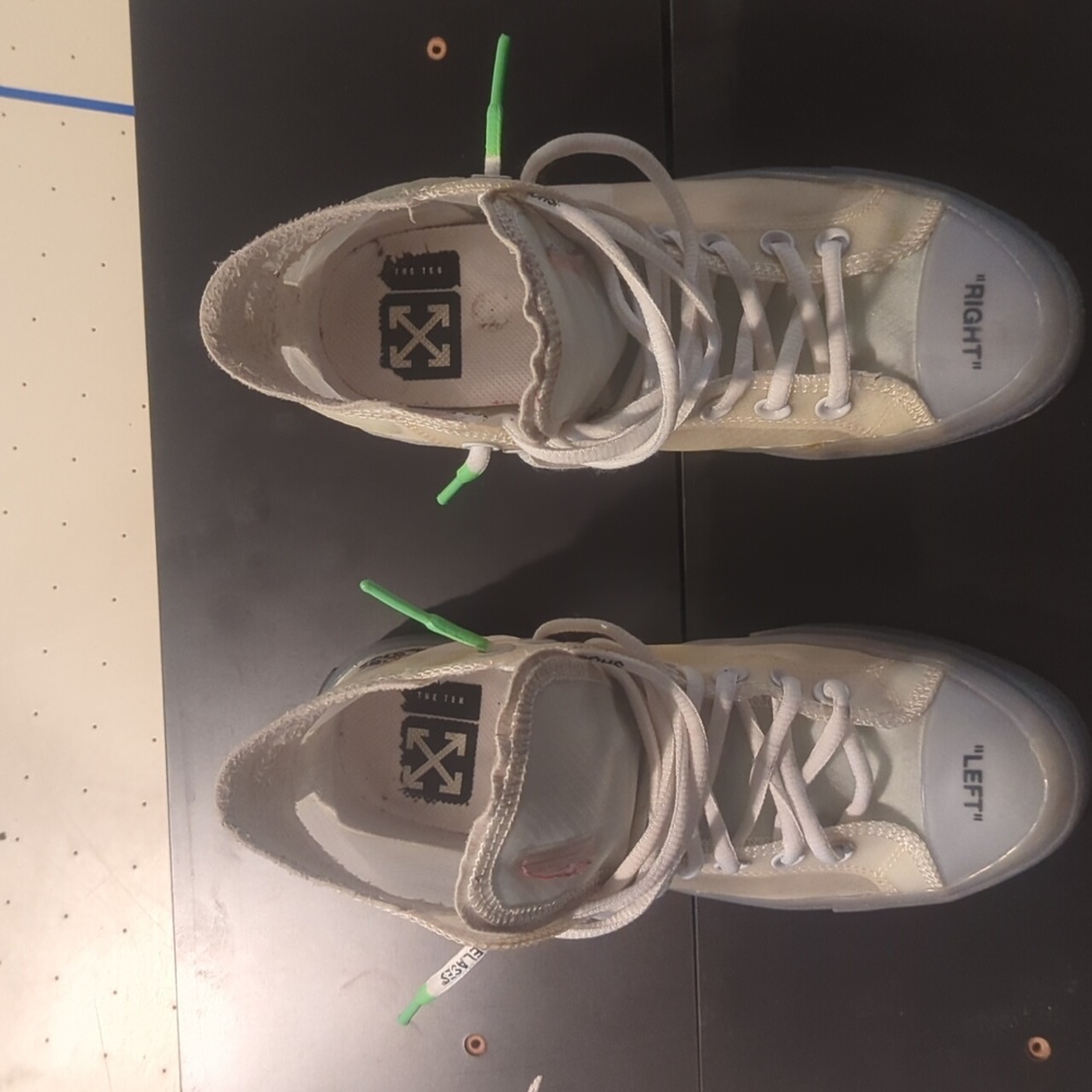Off white (The Ten) * Chuck Taylor vulcanized Mildly Used 5-6 times